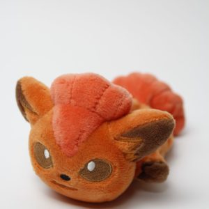 Vulpix kuttari mit Schild Plüschtier Pokemon Original Japan Pokemon Center 2016