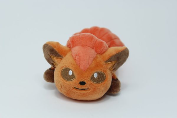 Vulpix kuttari liegend Kissen Plüschtier Pokemon Original Japan Banpresto