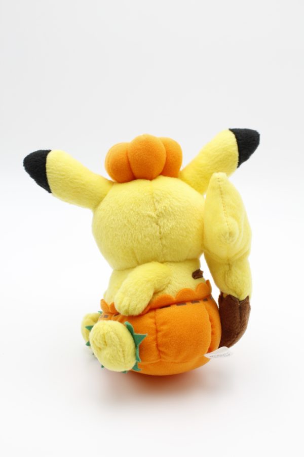 Pikachu Halloween Sonne/Mond Plüschtier Original Japan Banpresto – Bild 2