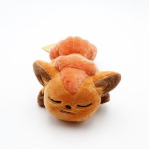 Vulpic kuttari sleep Plüschtier Original Japan Pokemon Center 2016
