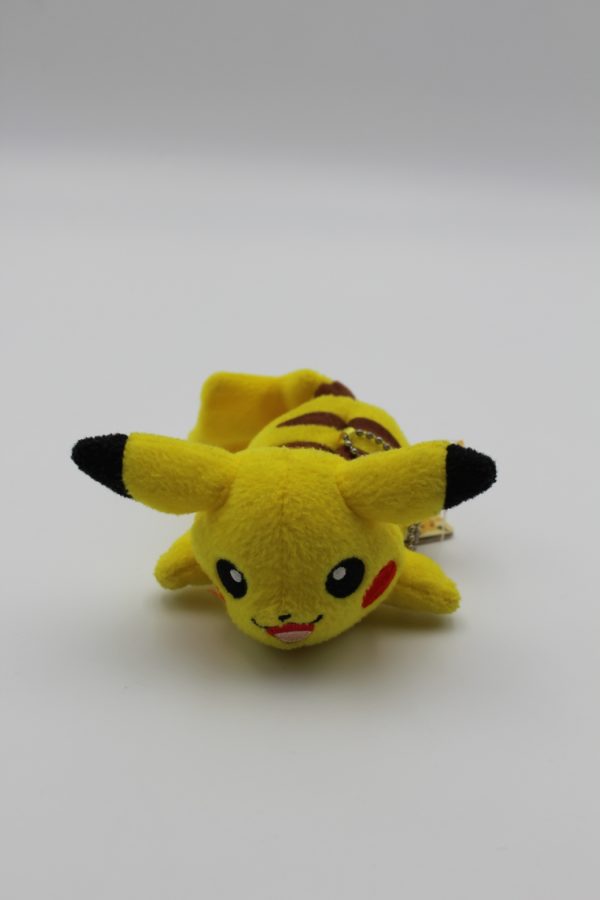 Pikachu liegend Plüschtier Pokemon X&Y Original Japan Banpresto 2015