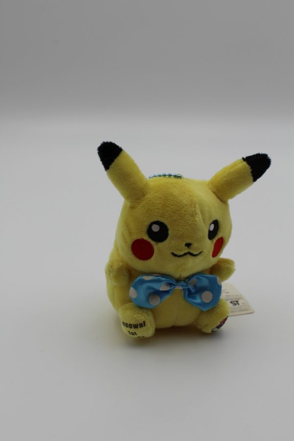 Pikachu Renewel Mascot Plüschtier Original Japan Pokemon Center 2011