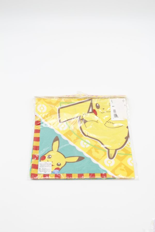Pikachu Evoli Lunch Cross Handtuch Pokemon Original Japan Banpresto