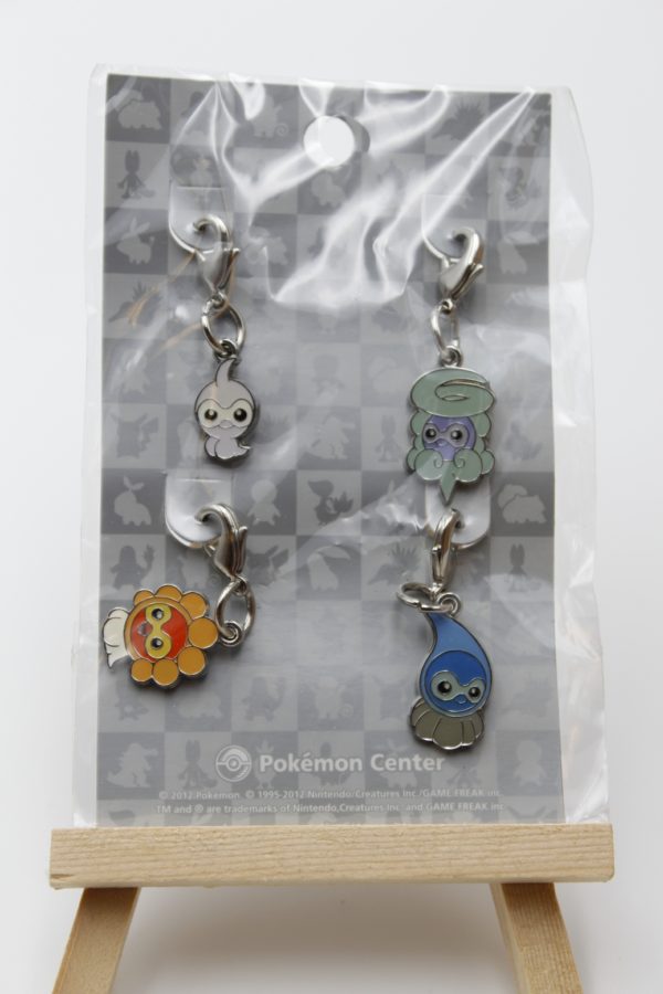 Formeo 4er Set Schlüsselanhänger Original Japan Pokemon Center 2012