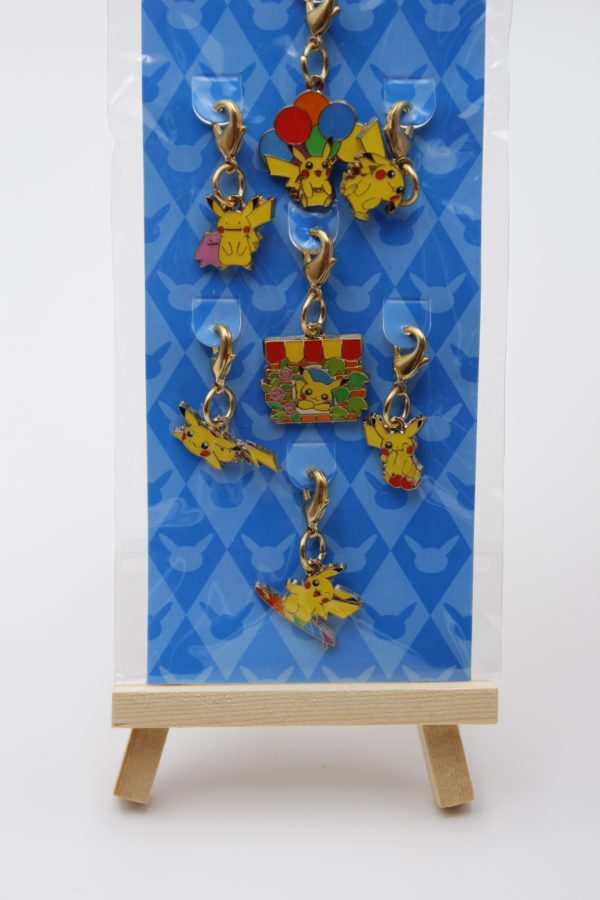Pikachu Metal 7er Set Schlüsselanhänger Original Japan Pokemon Center 2010