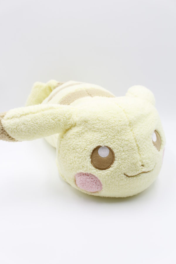 Pikachu Kuschelfell Plüschtier Original Japan Pokemon Center 2015