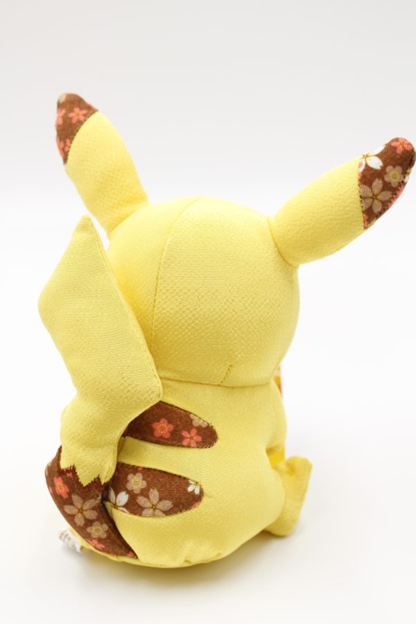 Pikachu ChirimenPlüschtier Original Japan Pokemon Center 2017 – Bild 2
