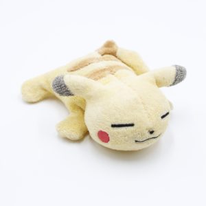 Pikachu sleeping Plüschtier Pokemon Original Japan Takara Tomy