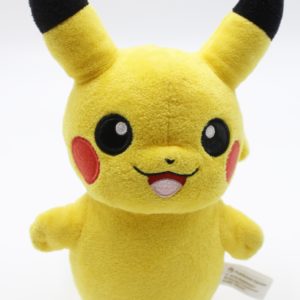 Pikachu strahlend Plüschtier Original Japan Pokemon Center B-Ware 2019