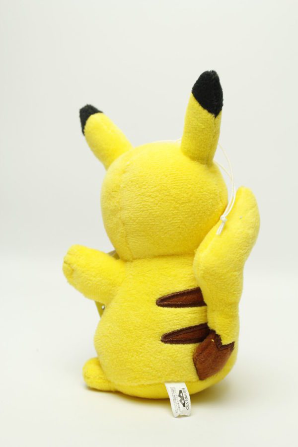 Pikachu zwinkernd Plüschtier Pokemon Original Japan Banpresto Bandai – Bild 3