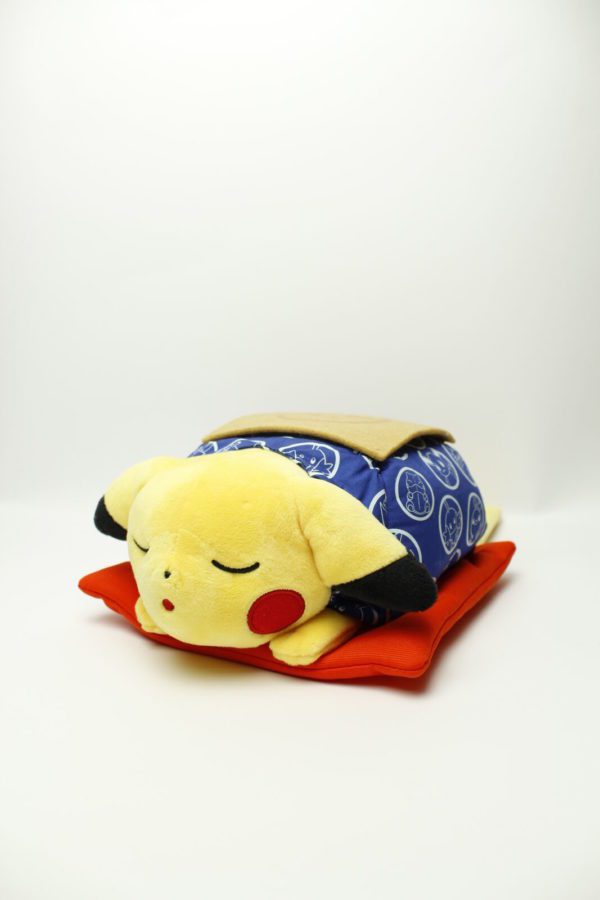 Pikachu Kotatsu Monthly Plüschtier Pokemon Original Japan Pokemon Center 2016