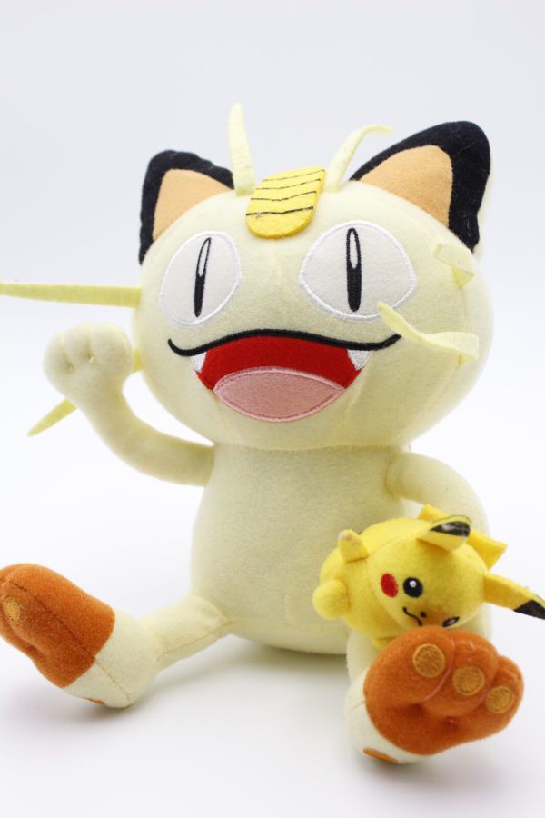 Mauzi Pikachu Plüschtier Pokemon Original Japan Pokemon Center 2012