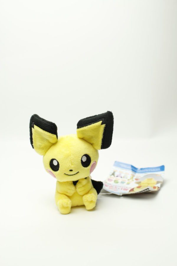 Pichu Puchi mit Pokeball Plüschtier Pokemon Original Japan Pokemon Center