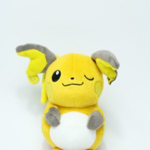 Raichu stehend zwinkernd Plüschtier Pokemon Original Japan Banpresto